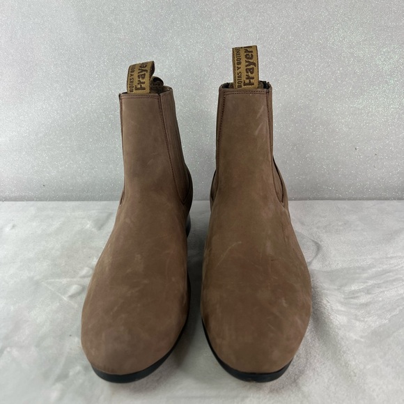 Mens boots size 9 - Picture 5 of 7